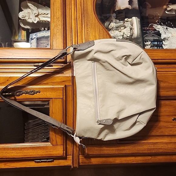 ‼️50%_5+Bundles‼️ ROSETTI Shoulder Bag P2 - Picture 3 of 14